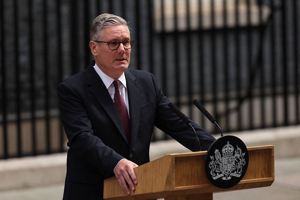 End of an Era: Keir Starmer Quits as PM, Vows Smooth Transfer of Power Before Successor Takes Charge