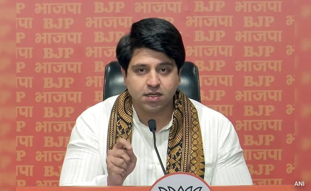 BJP National Spokesperson Shahzad Poonawalla Resigns from Party, Cites Personal Reasons..